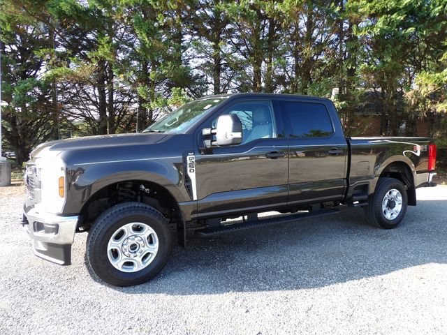 Used 2025 Ford F250 XLT w/ FX4 Off-Road Package
