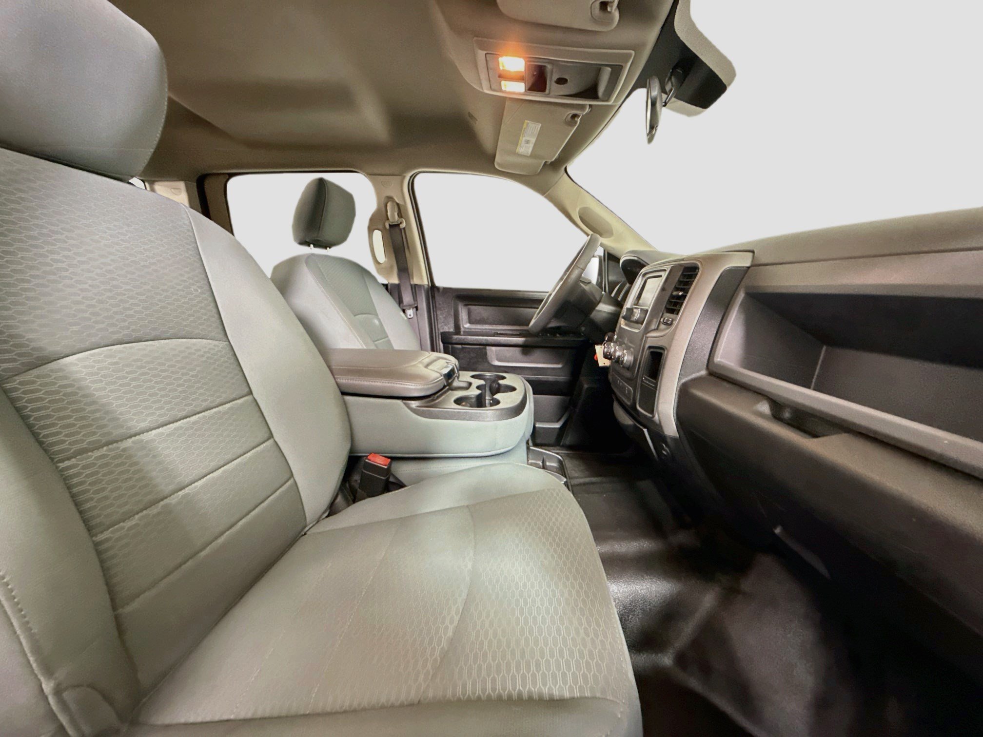 Used 2018 RAM 1500 Tradesman w/ Popular Equipment Group RWD image 28