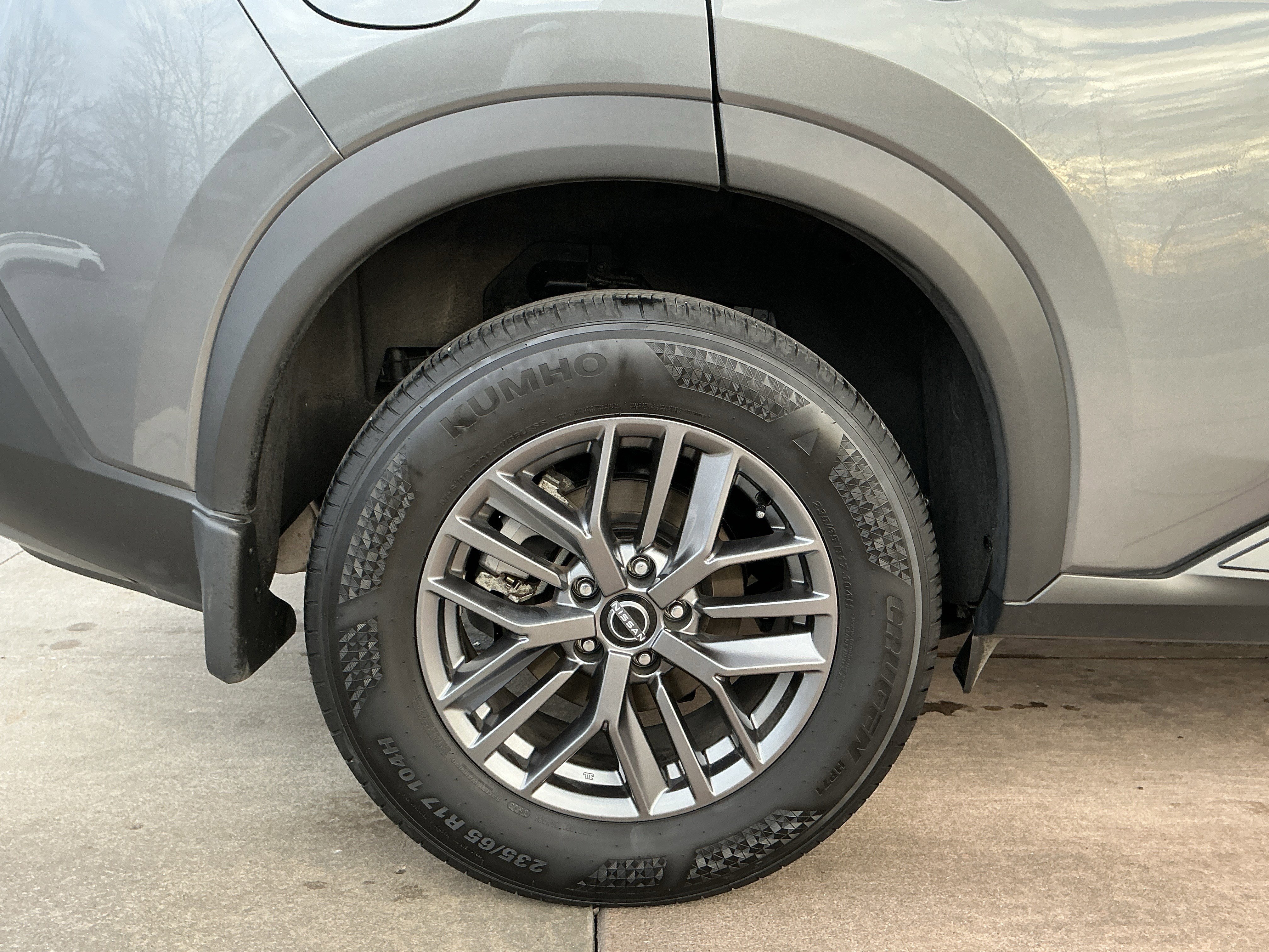 Used 2023 Nissan Rogue S image 29