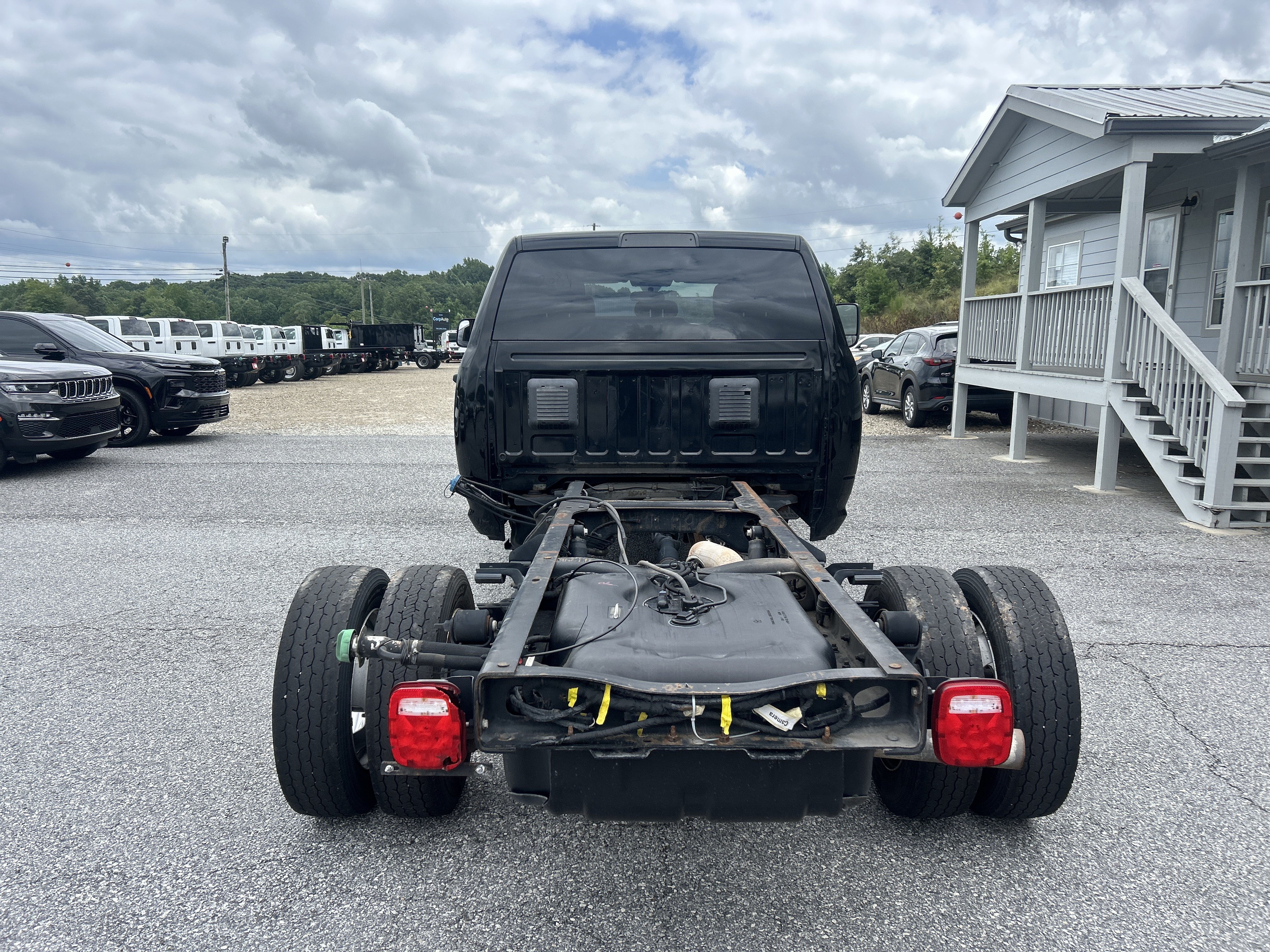 Used 2022 RAM 4500 Tradesman RWD image 5