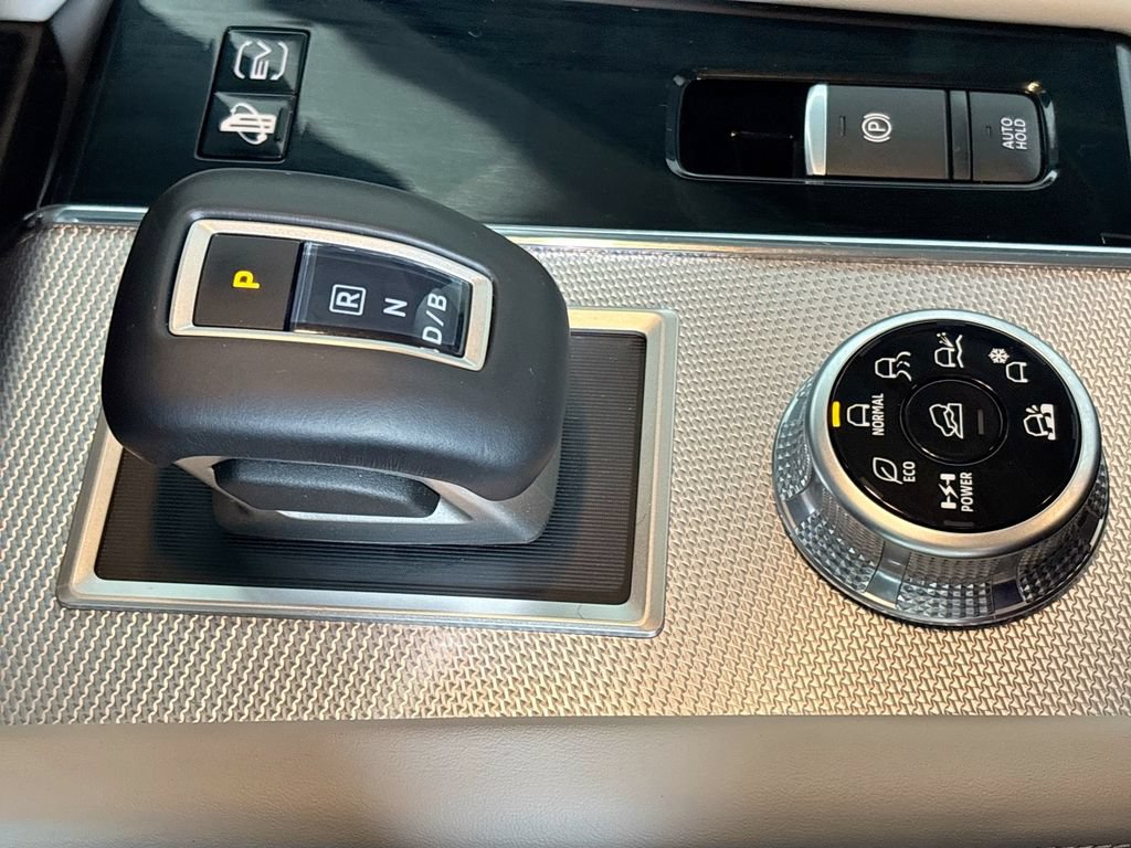 Used 2023 Mitsubishi Outlander SEL AWD/4WD image 18