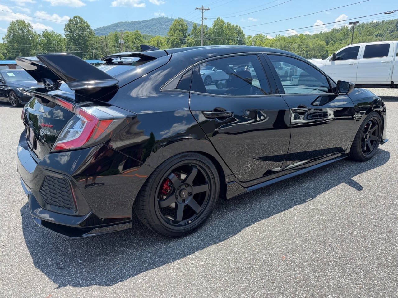 Used 2017 Honda Civic Sport image 6