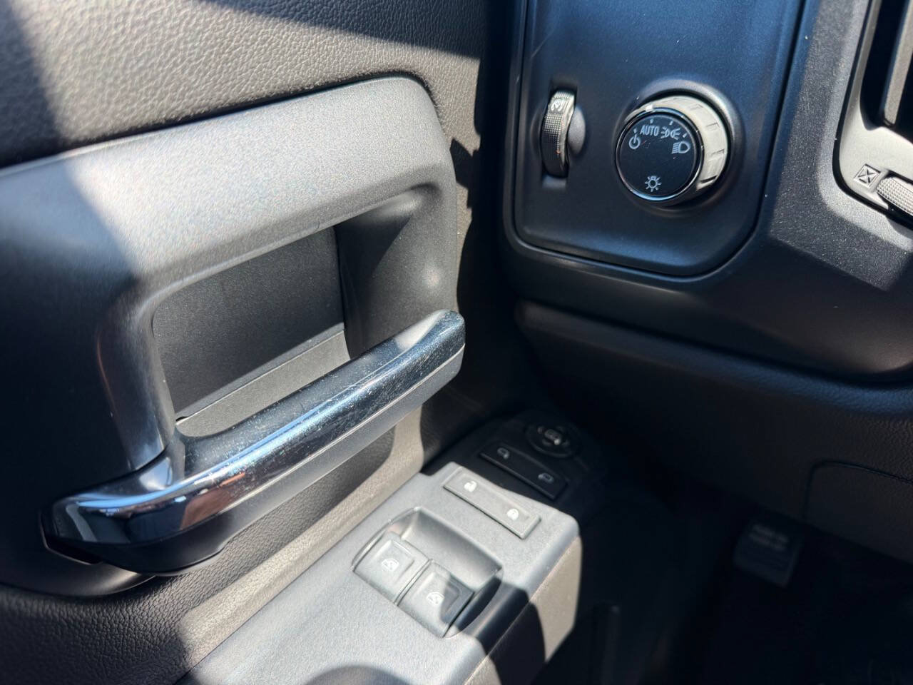 Used 2018 Chevrolet Silverado 2500 W/T w/ WT Fleet Convenience Package RWD image 14