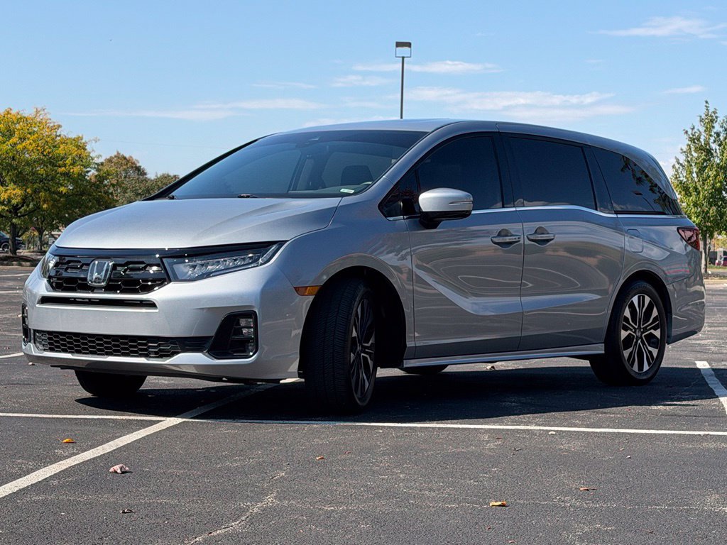 Certified 2025 Honda Odyssey Elite image 26