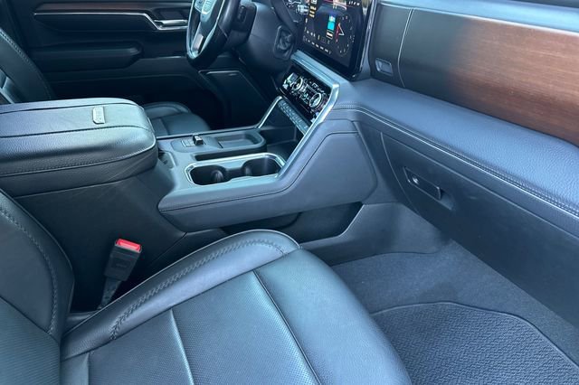 Used 2024 GMC Sierra 2500 Denali AWD/4WD image 19