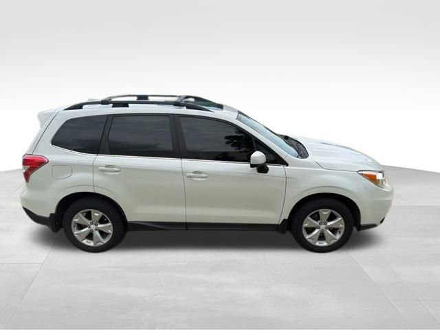 Used 2016 Subaru Forester 2.5i Limited AWD/4WD image 2