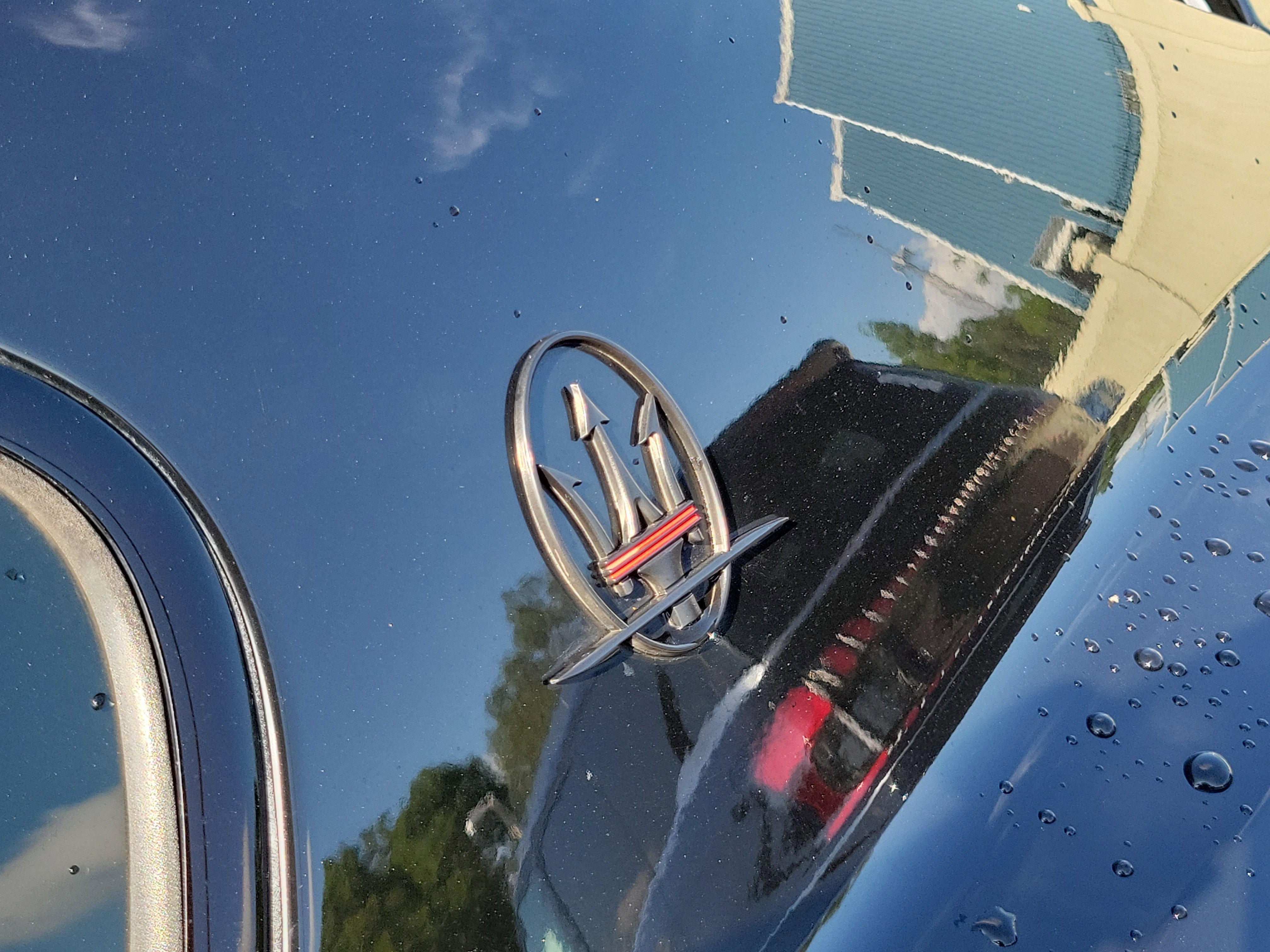Used 2014 Maserati GranTurismo Sport RWD image 31