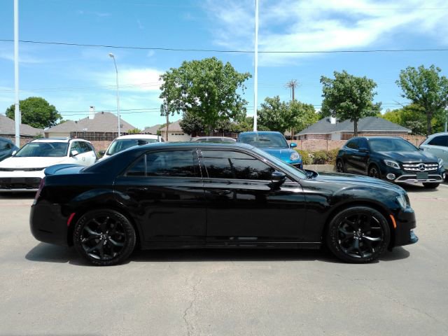 Used 2022 Chrysler 300 S w/ Comfort Group image 5