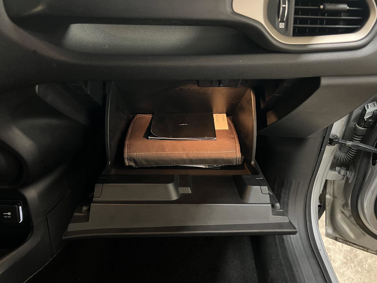 Used 2017 Jeep Renegade Sport w/ Power & Air Group image 28