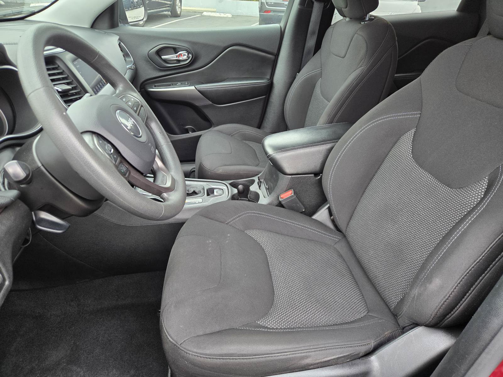 Certified 2021 Jeep Cherokee Latitude FWD image 19
