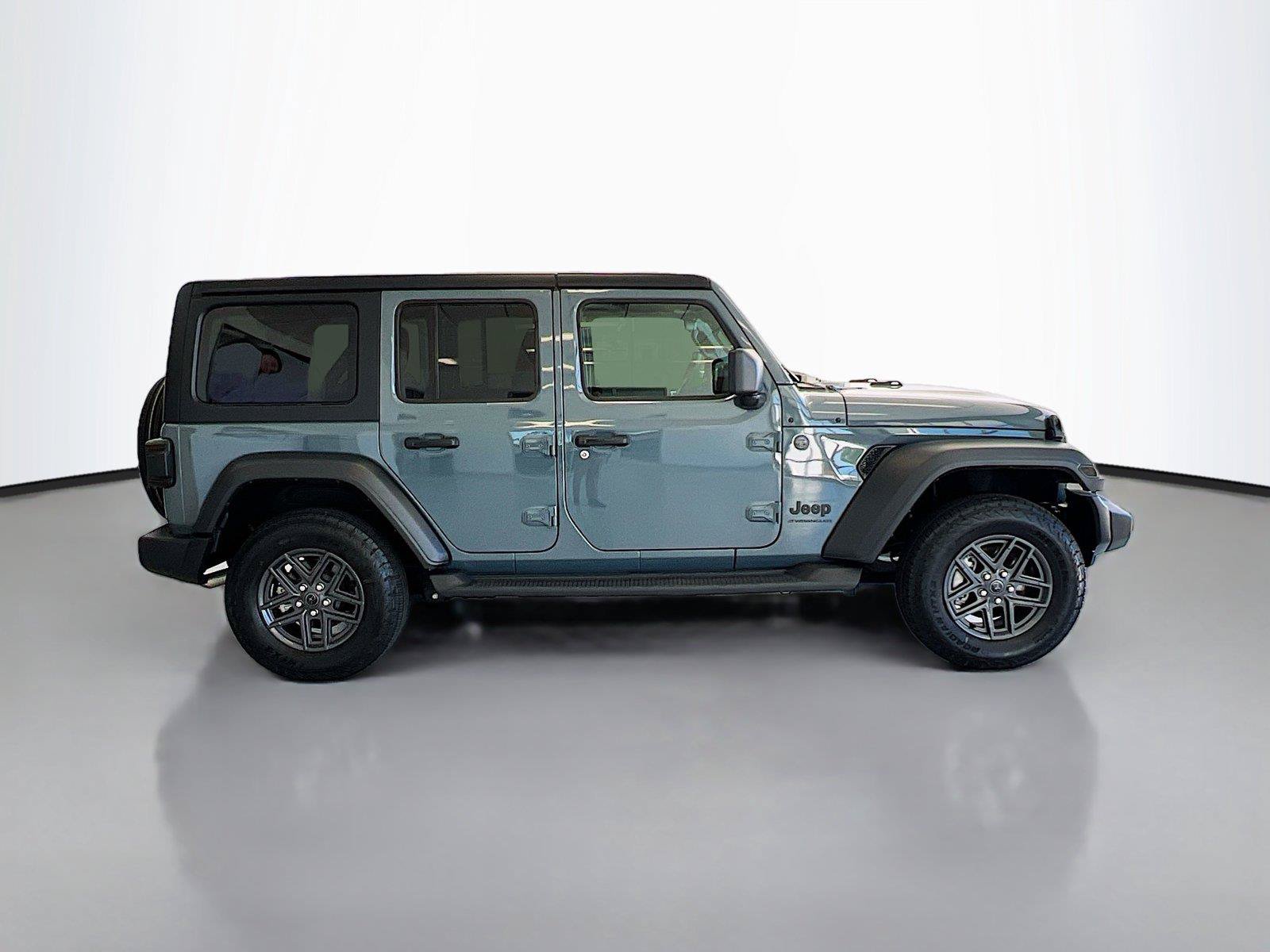 Used 2024 Jeep Wrangler Unlimited Sport AWD/4WD image 16