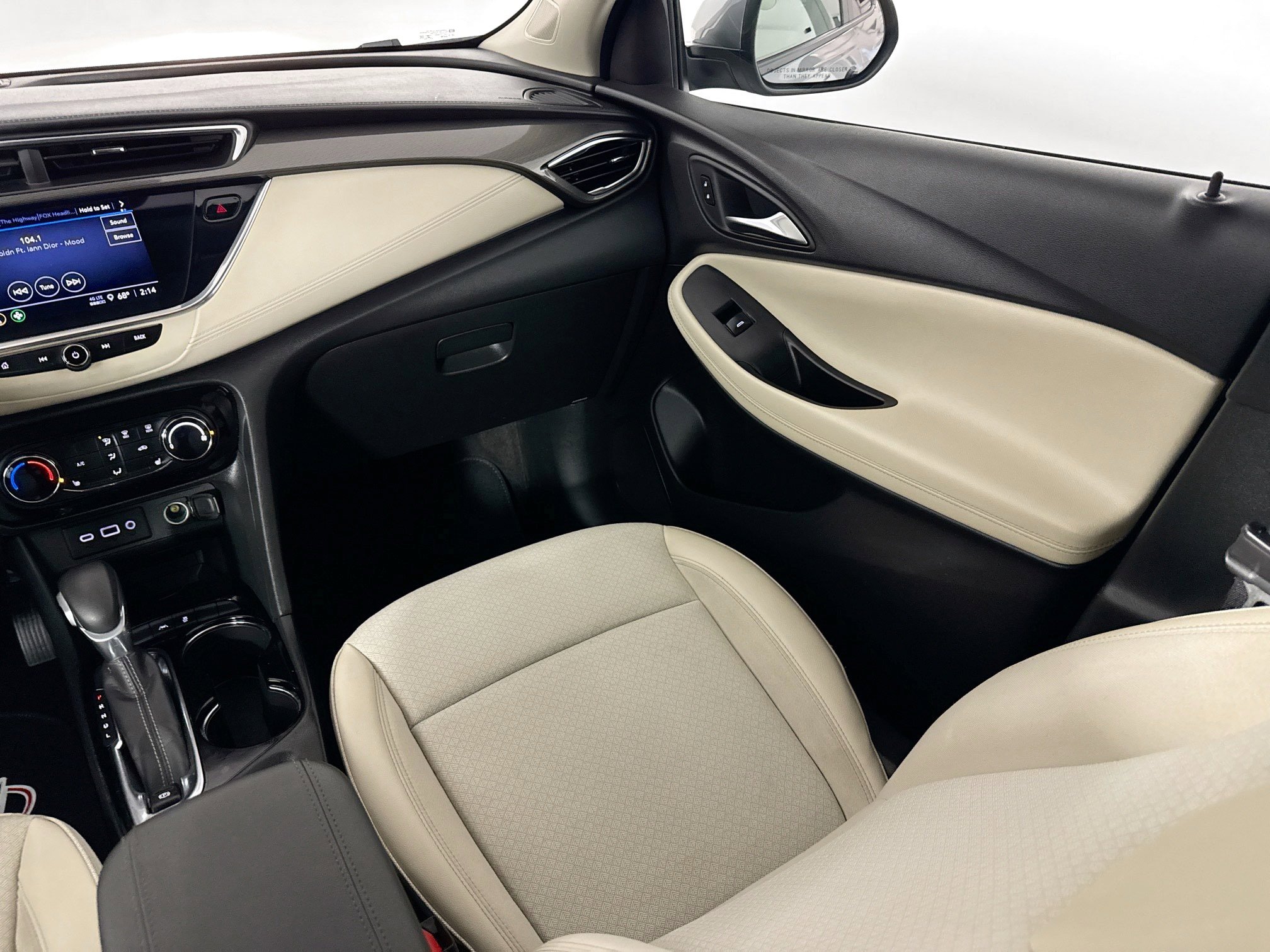 Used 2023 Buick Encore GX Preferred w/ Cold Weather Comfort Package FWD image 29