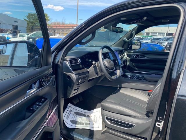 New 2024 Jeep Grand Wagoneer Series II w/ Quick Order Packagew 28T AWD/4WD image 15