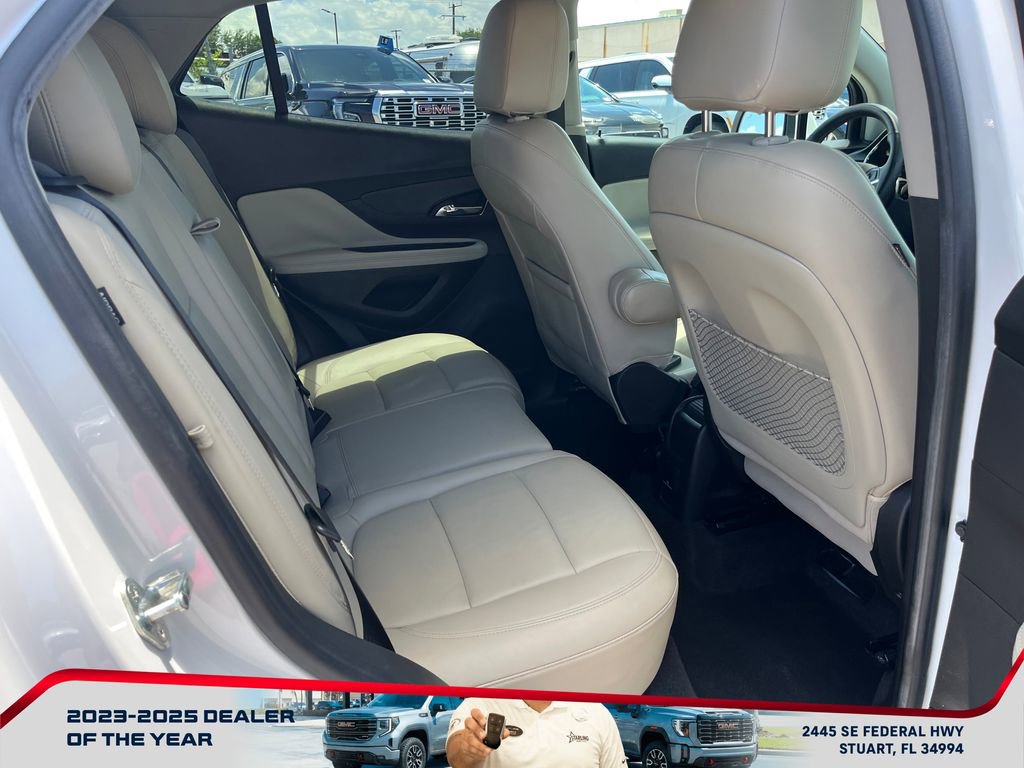 Used 2019 Buick Encore Essence w/ Experience Buick Package FWD image 17
