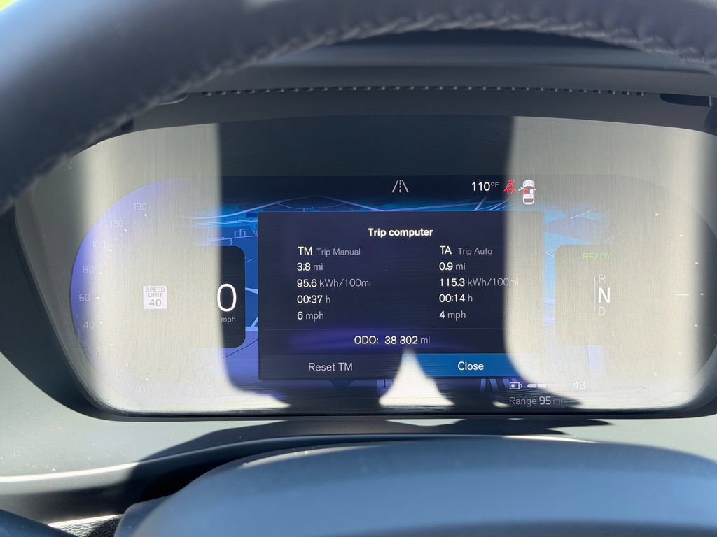 Certified 2023 Volvo C40 P8 Recharge Ultimate AWD/4WD image 10