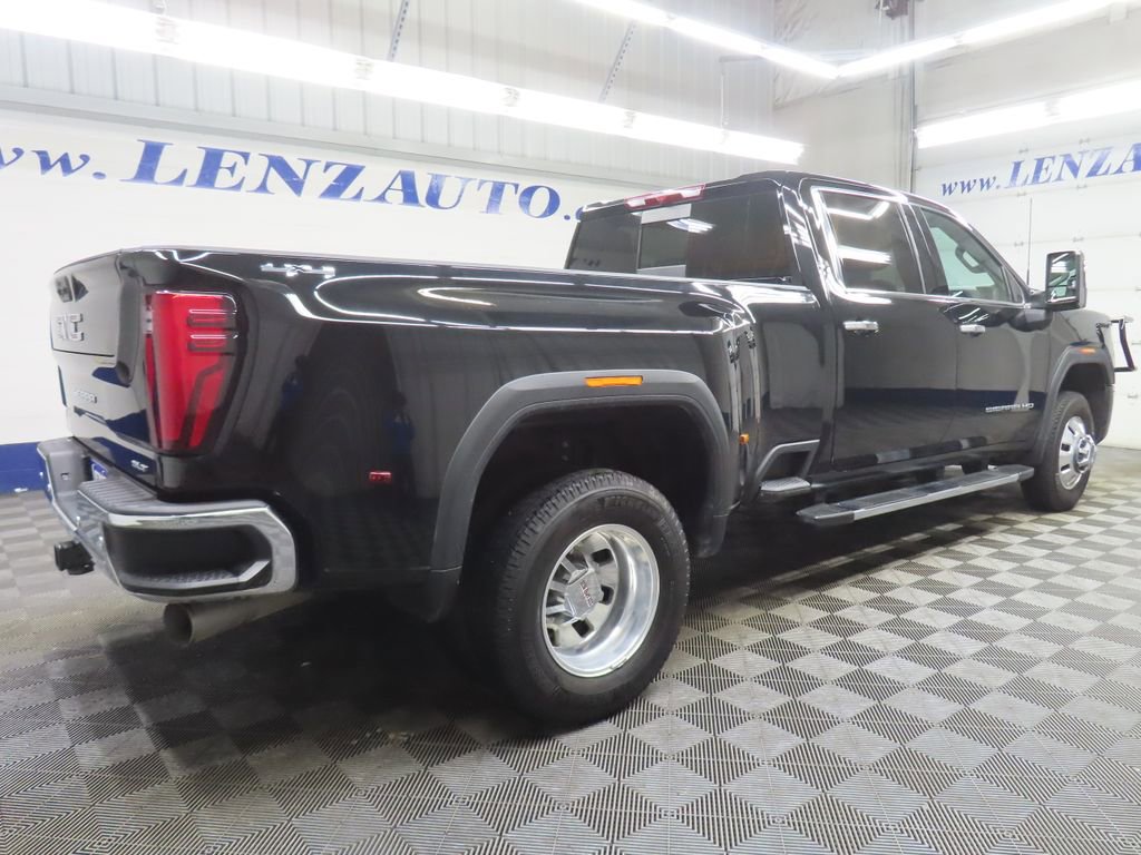 Used 2024 GMC Sierra 3500 SLT w/ SLT Premium Package image 4