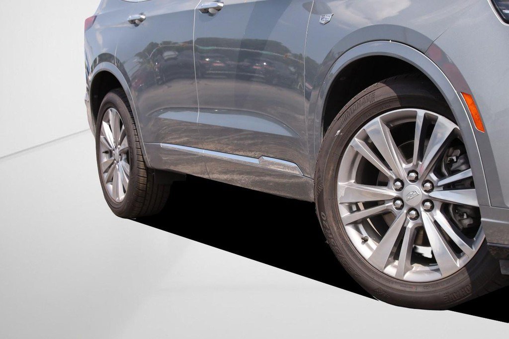 Used 2023 Cadillac XT6 Premium Luxury AWD/4WD image 3