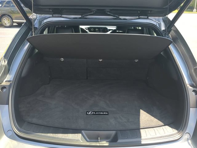 Used 2019 Lexus UX 250h w/ Premium Package AWD/4WD image 12