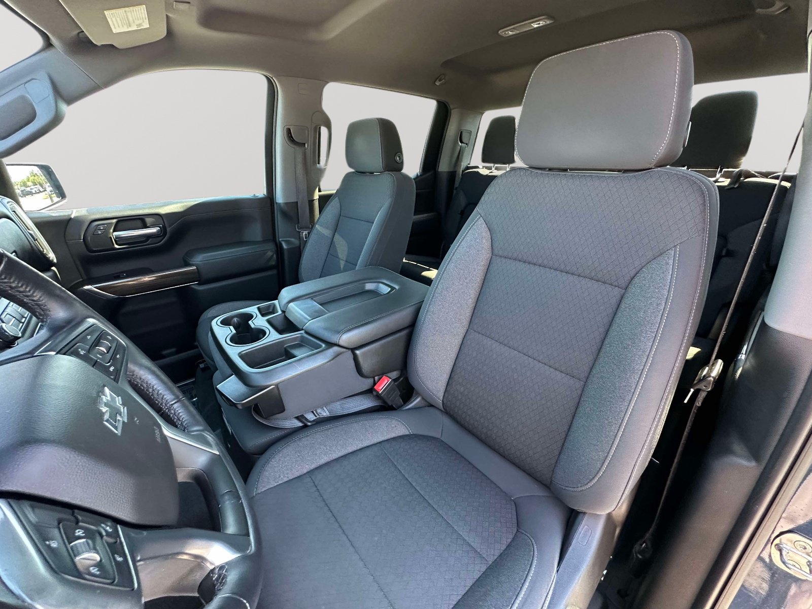 Used 2020 Chevrolet Silverado 1500 RST AWD/4WD image 21
