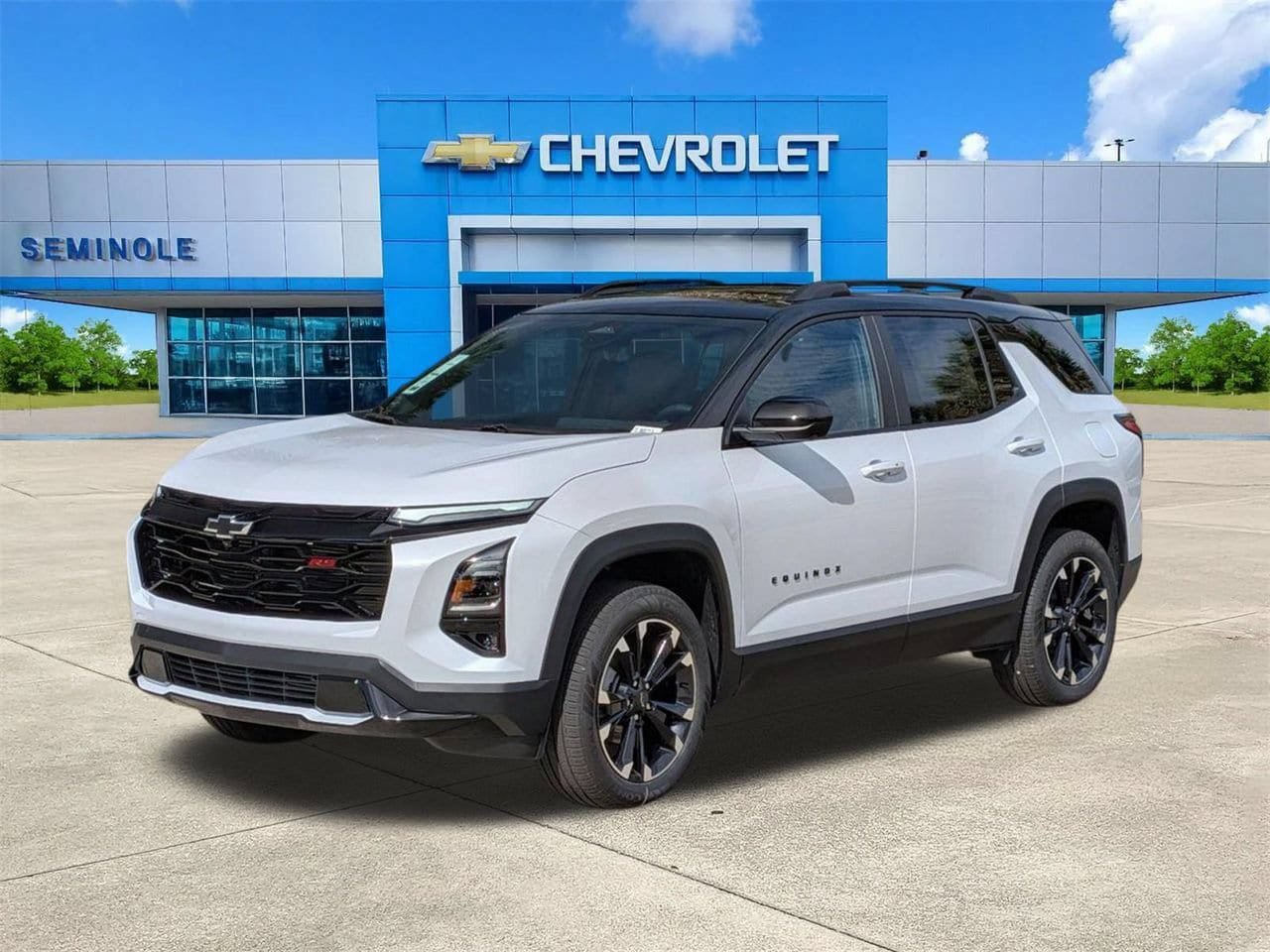 New 2026 Chevrolet Equinox RS w/ Convenience Package III FWD image 2