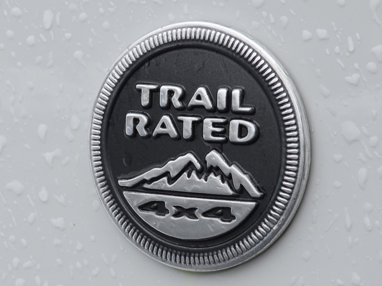 Used 2018 Jeep Wrangler Sahara w/ Connectivity Group image 11