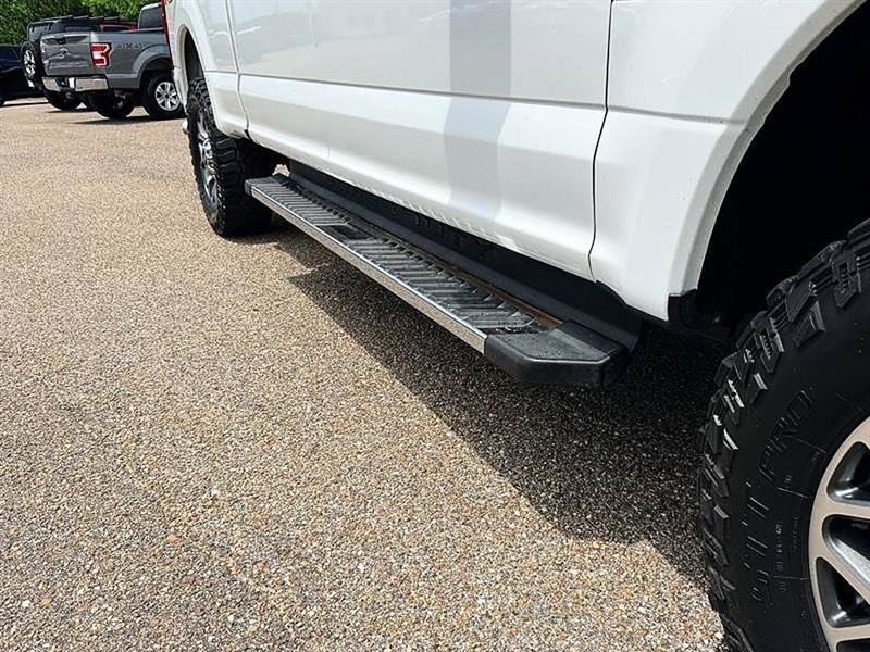 Used 2020 Ford F250 Lariat w/ Lariat Ultimate Package AWD/4WD image 12