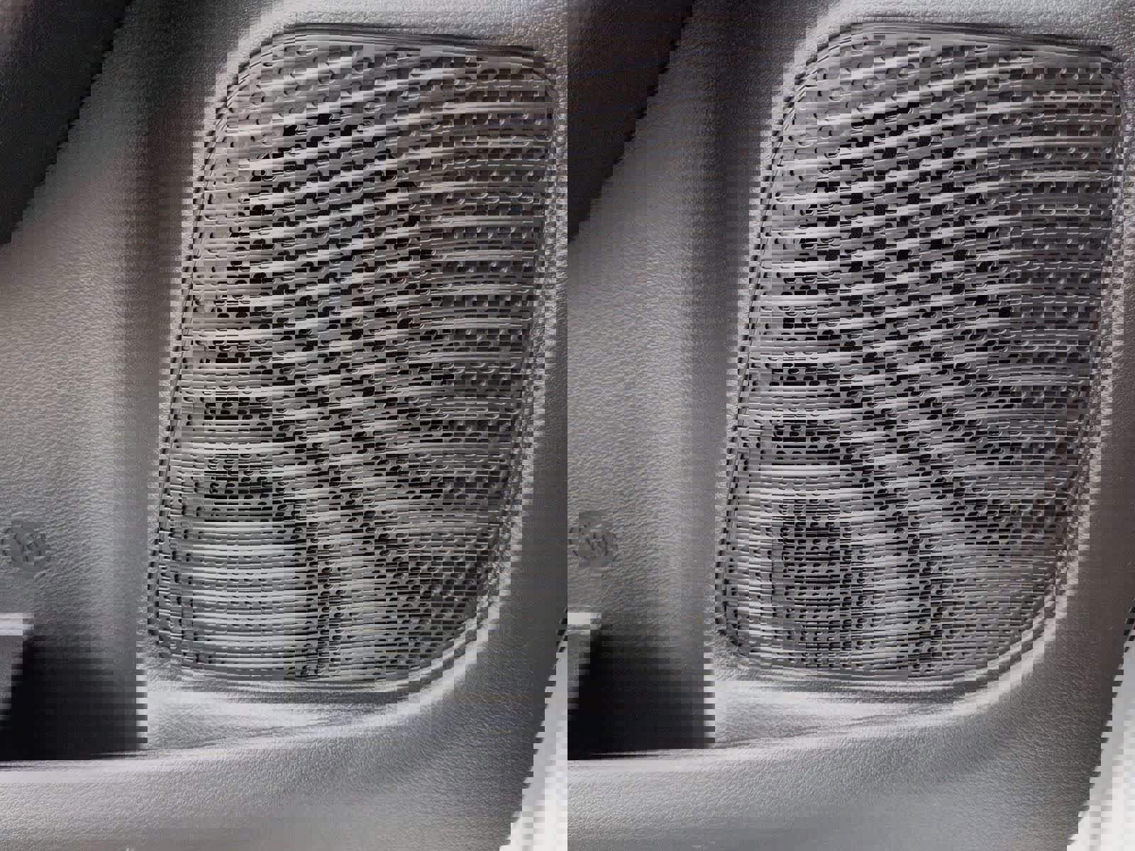 New 2026 Chrysler Pacifica Select image 27