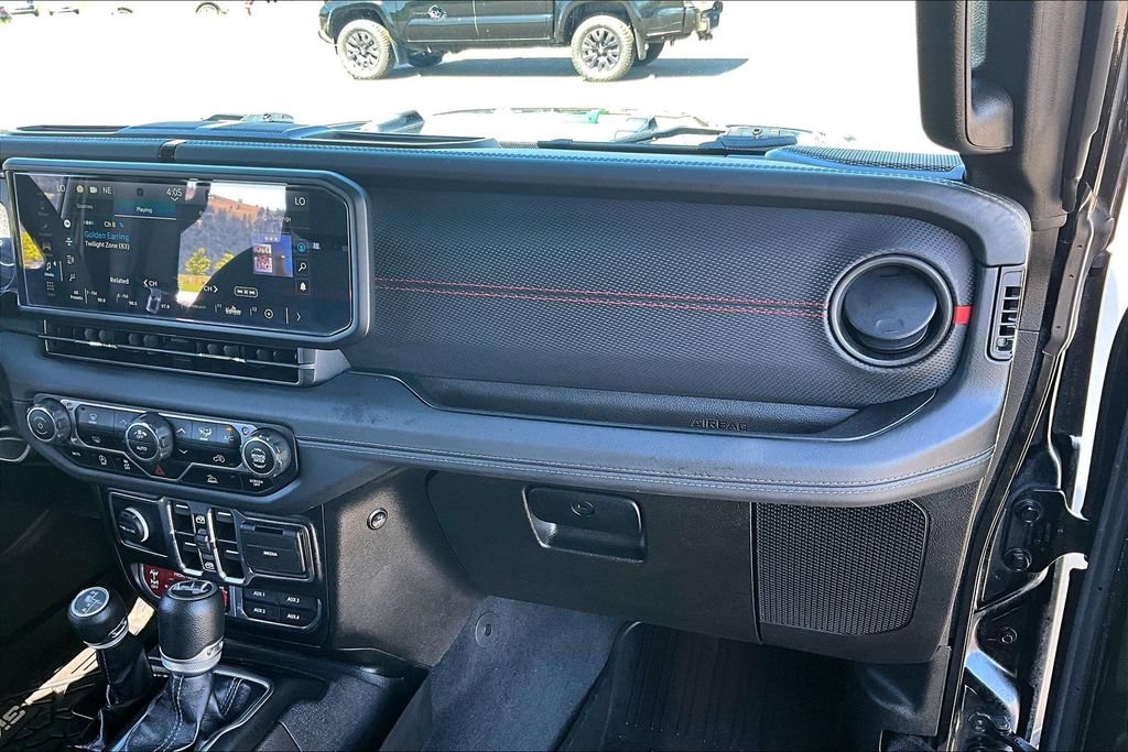 Used 2024 Jeep Wrangler Unlimited Rubicon AWD/4WD image 17