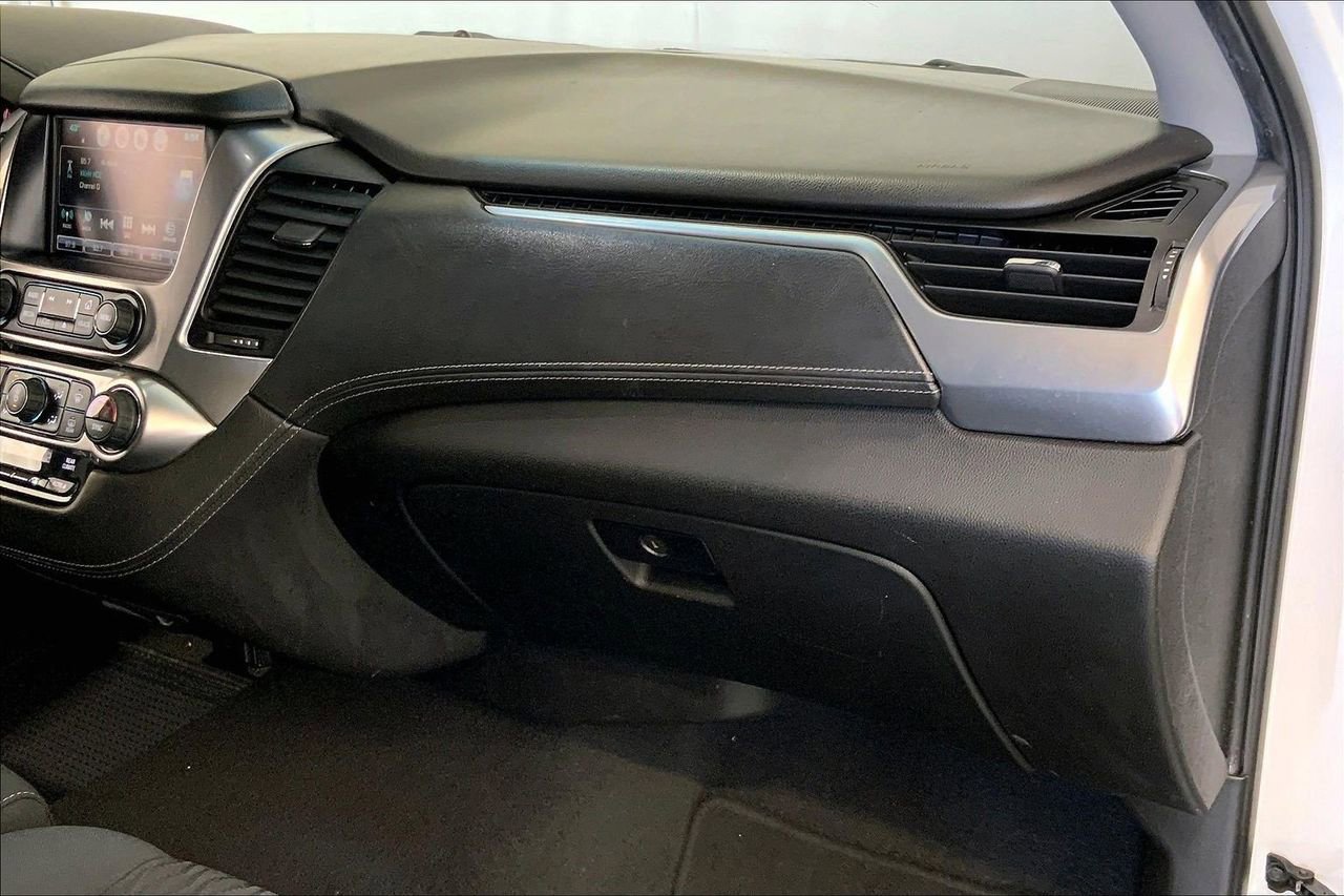 Used 2019 Chevrolet Suburban LS image 14