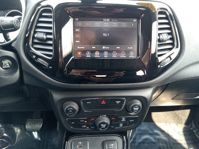 Used 2021 Jeep Compass Latitude image 21