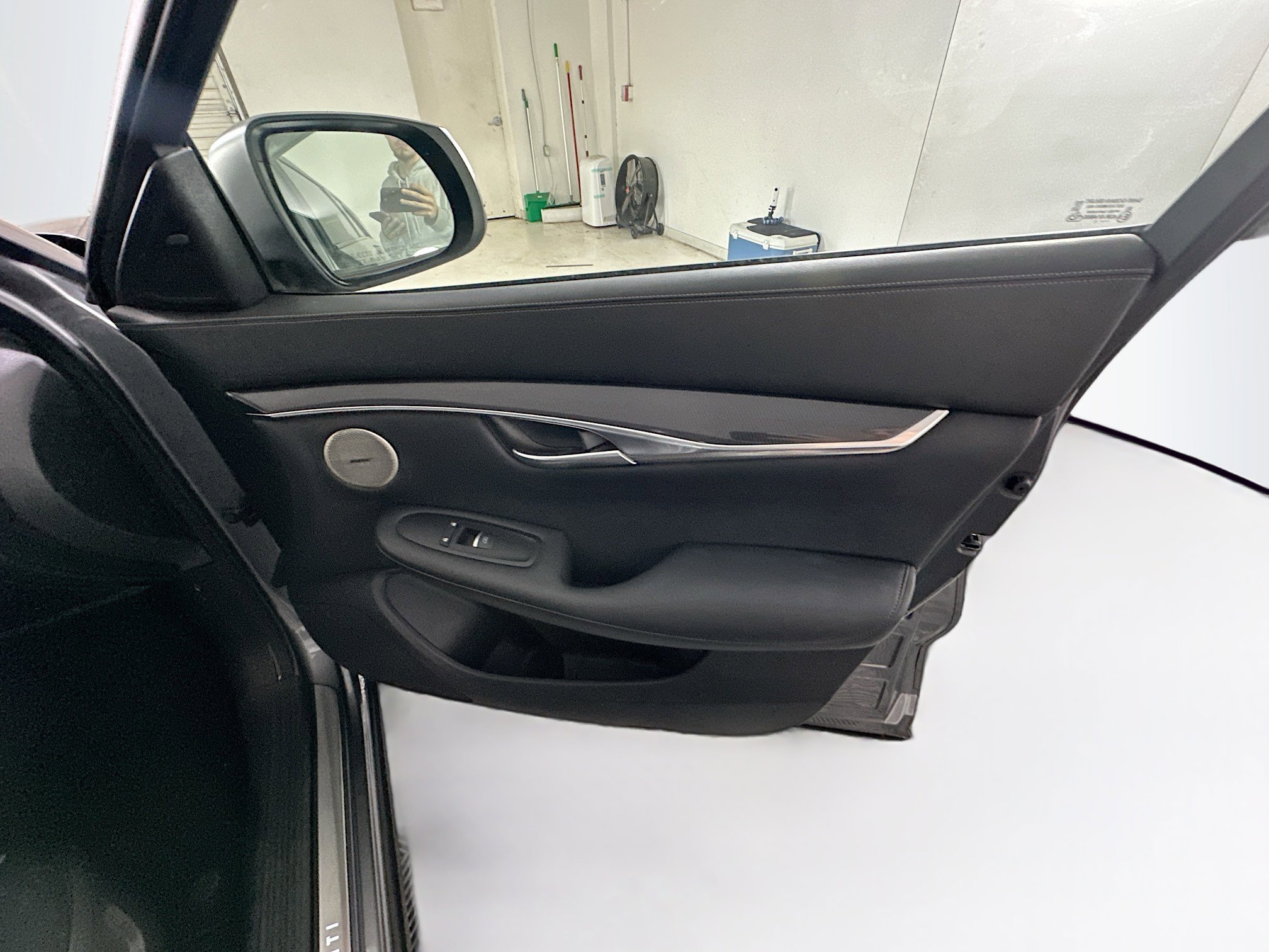 Used 2023 INFINITI QX50 Sport FWD image 33