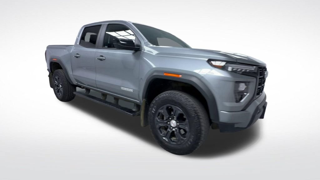 Used 2023 GMC Canyon Elevation w/ Convenience Package AWD/4WD image 2