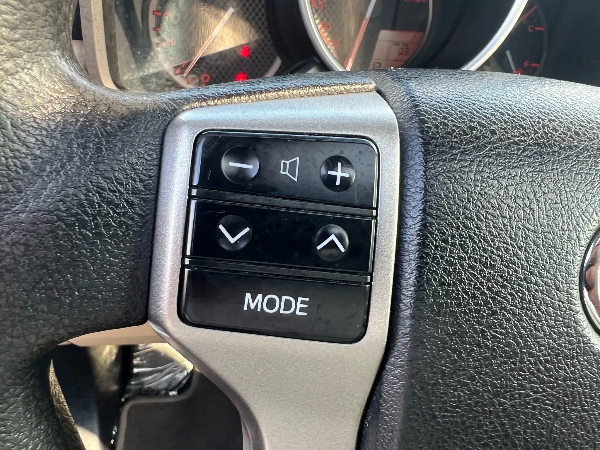 Used 2013 Toyota 4Runner SR5 image 43