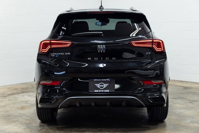 Used 2024 Buick Encore GX Sport Touring image 9