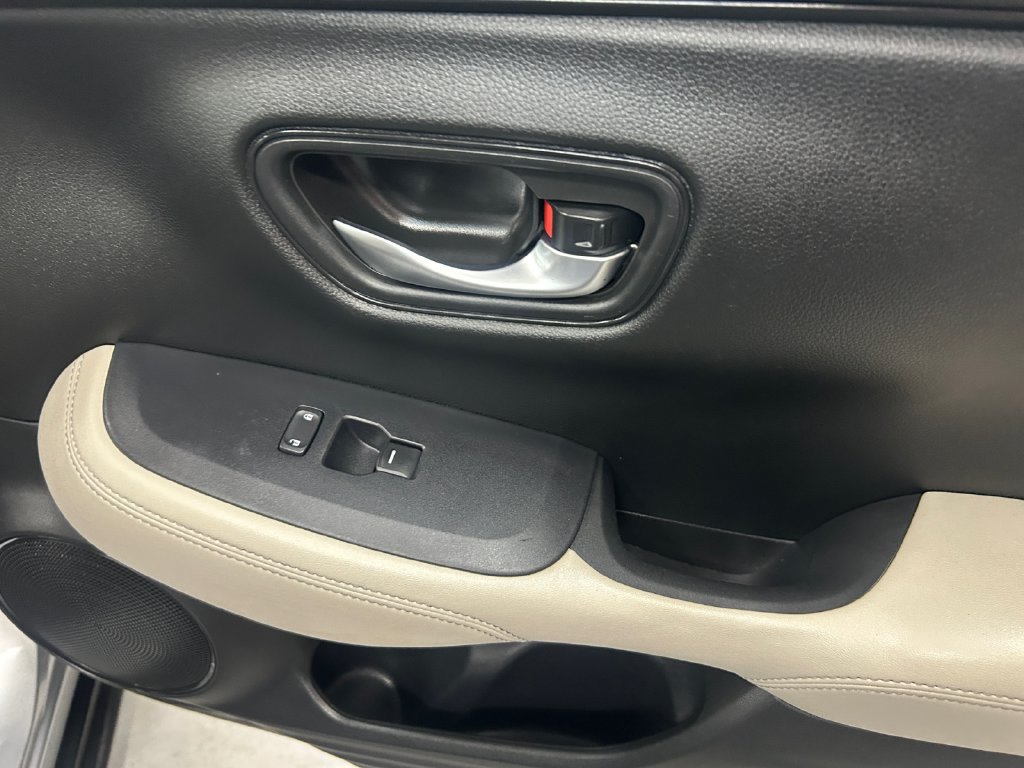 Certified 2024 Honda HR-V LX image 22