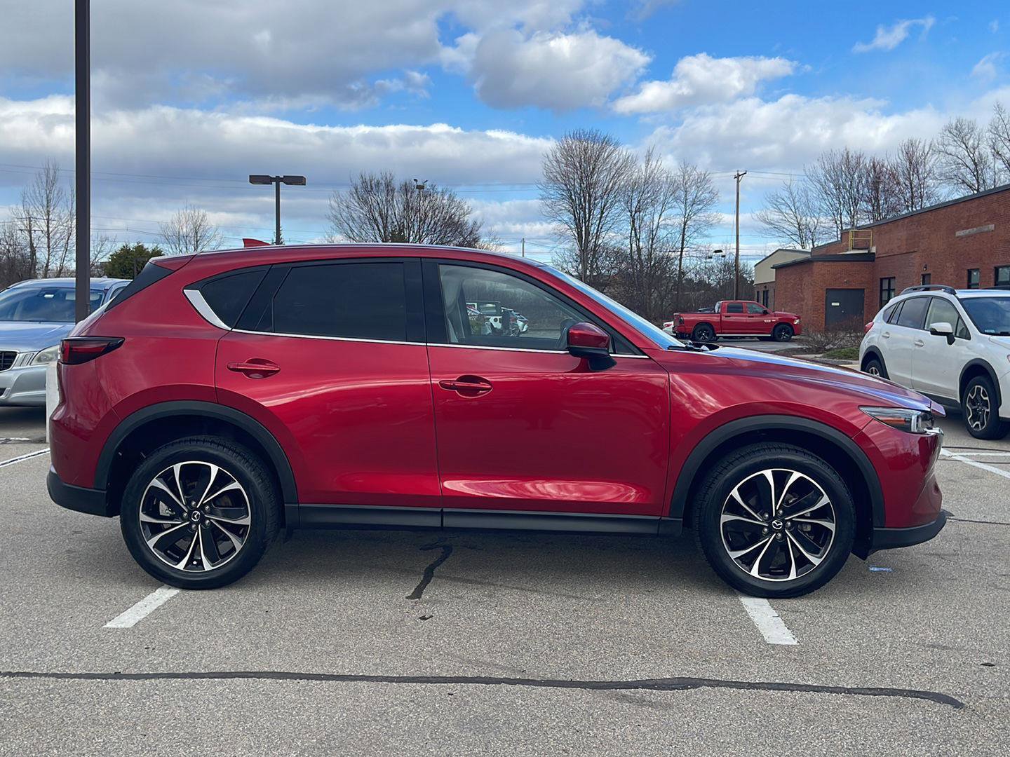 Used 2023 MAZDA CX-5 AWD 2.5 S w/ Premium Package image 4