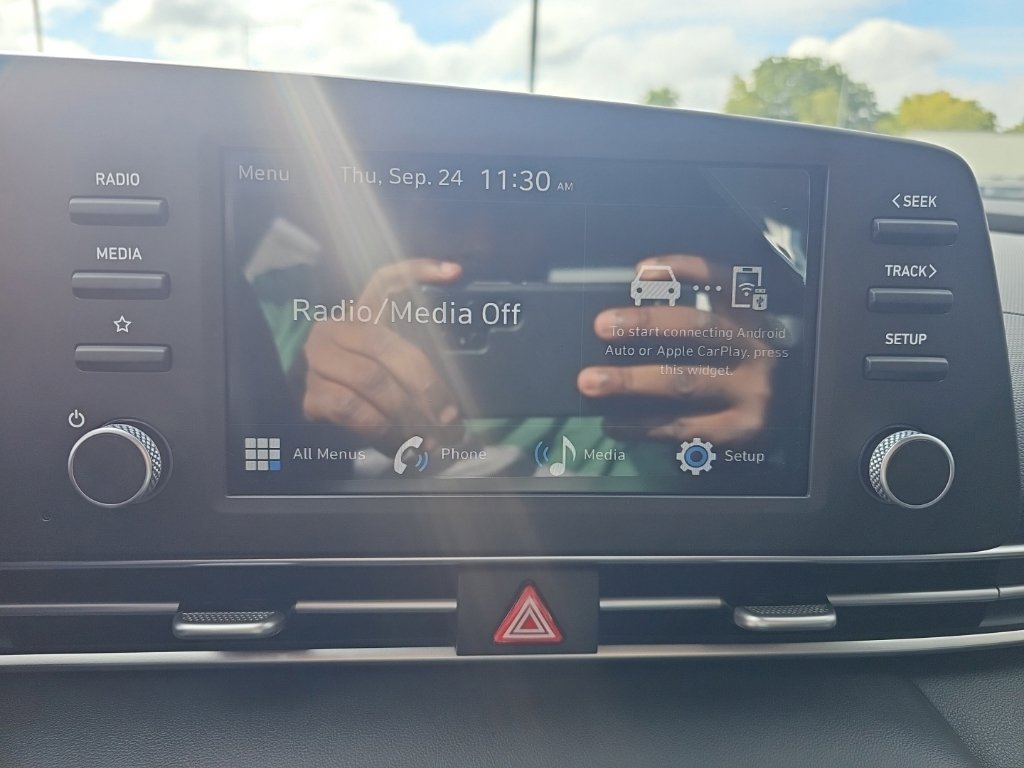 New 2026 Hyundai Elantra SE FWD image 18