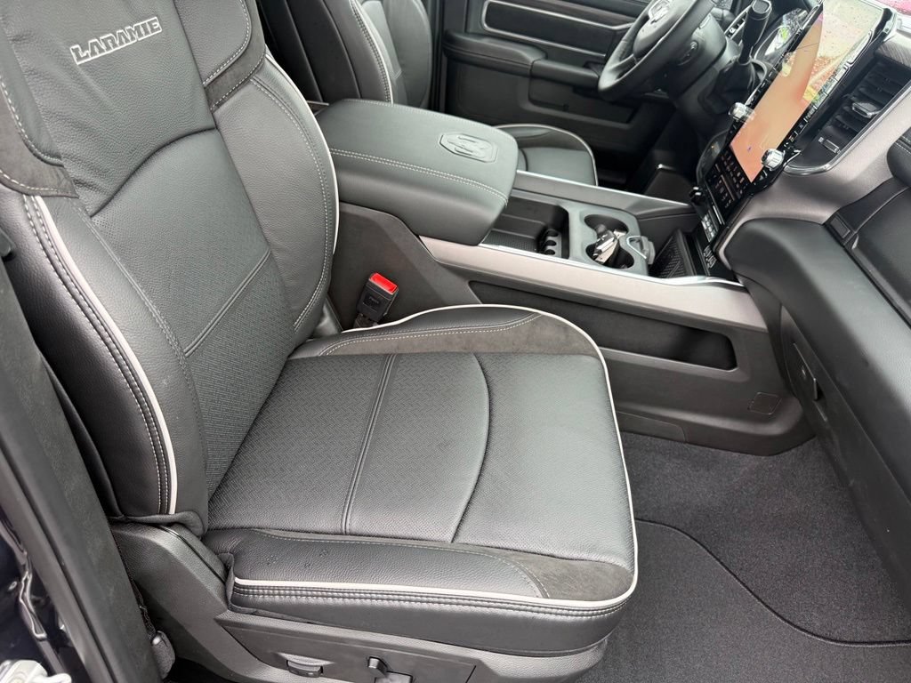 New 2026 RAM 2500 Laramie AWD/4WD image 60