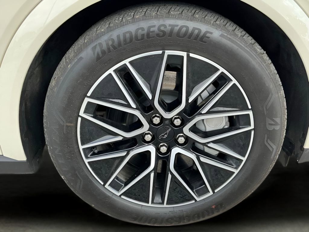 Certified 2025 Ford Mustang Mach-E Premium image 12