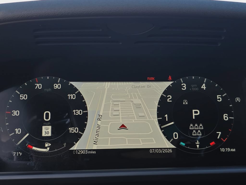 Certified 2025 Land Rover Discovery Dynamic SE AWD/4WD image 21