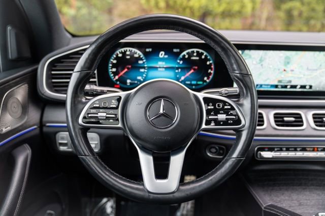 Used 2022 Mercedes-Benz GLS 580 4MATIC image 31