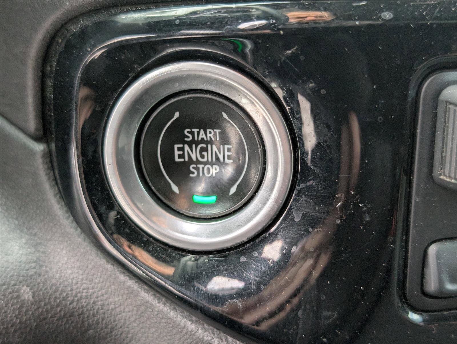 Used 2024 Chevrolet Silverado 3500 LT w/ Convenience Package image 26