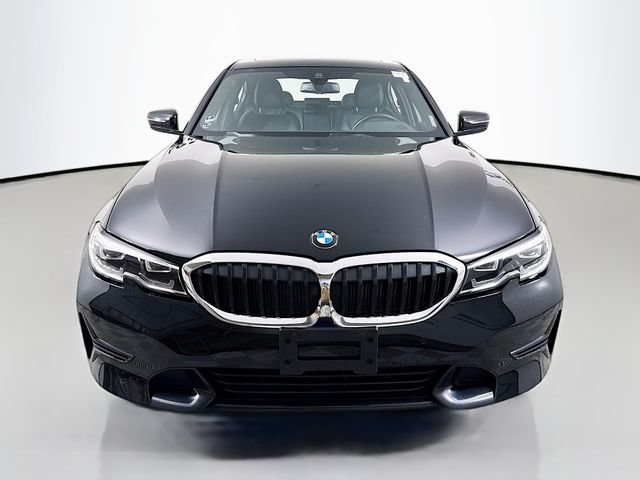 Used 2019 BMW 330i xDrive Sedan w/ Premium Package AWD/4WD image 2