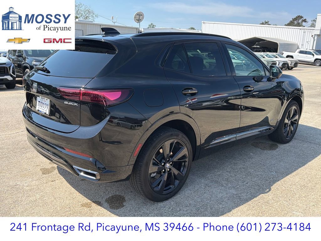 Certified 2025 Buick Envision Sport Touring image 7