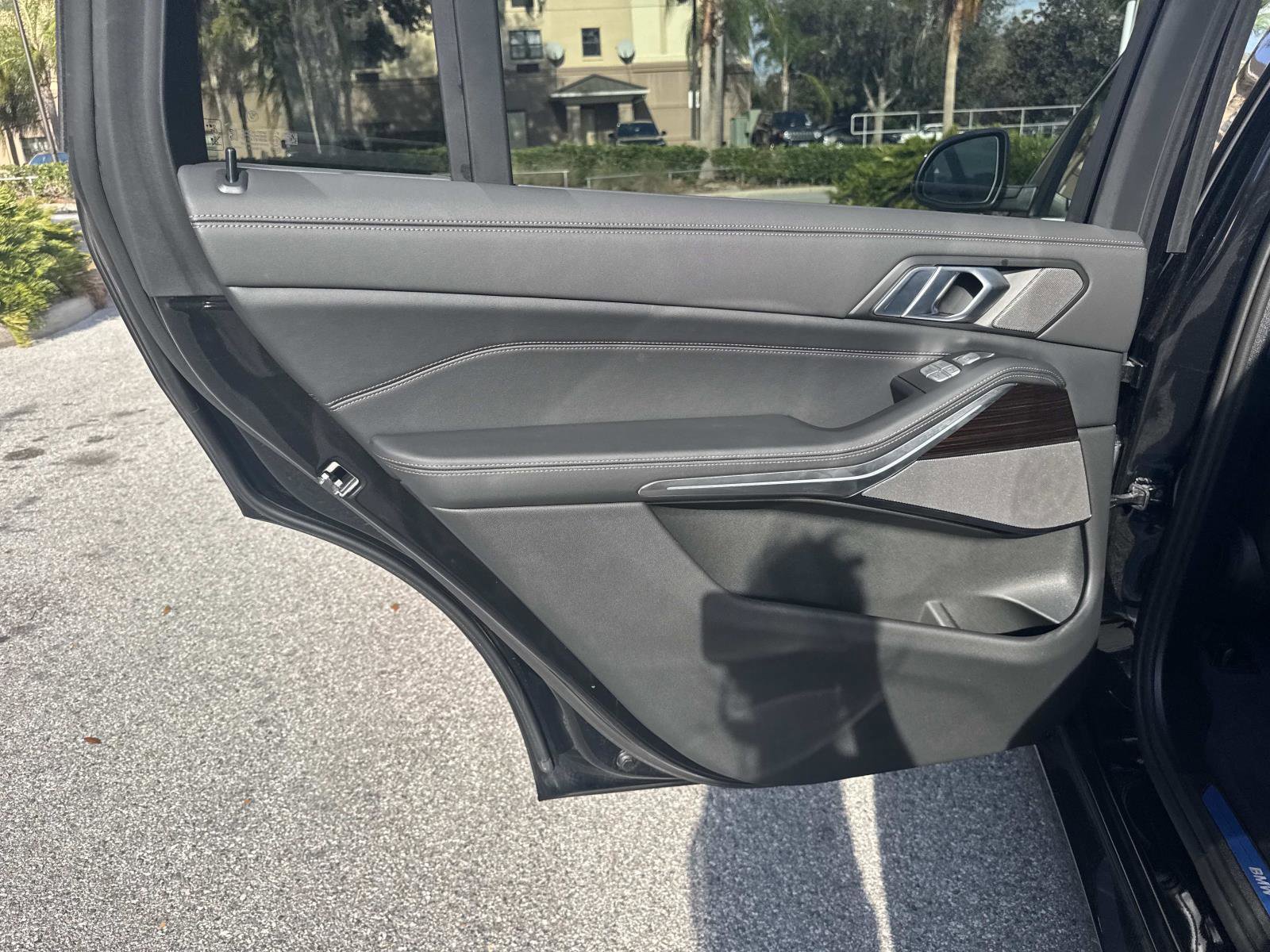 Certified 2026 BMW X7 xDrive40i w/ Premium Package image 12