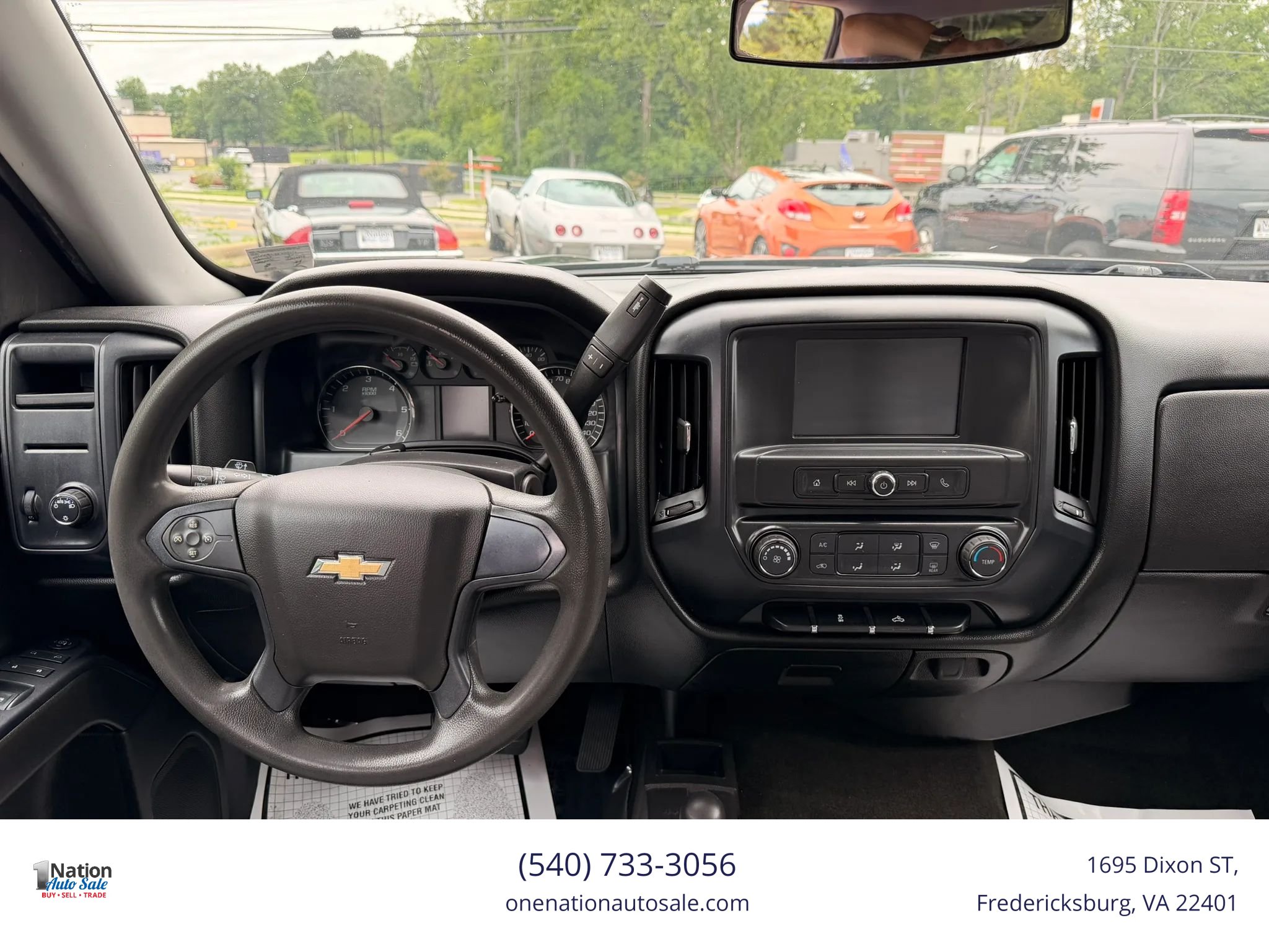 Used 2017 Chevrolet Silverado 1500 Custom w/ Custom Convenience Package AWD/4WD image 10
