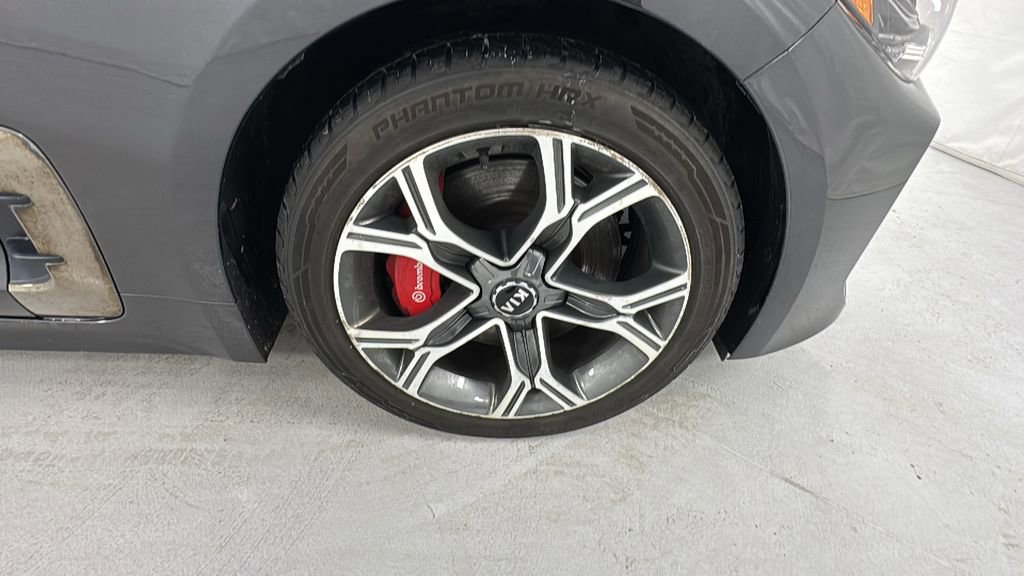 Used 2018 Kia Stinger GT image 9