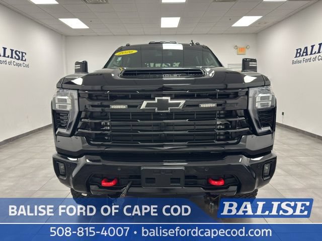 Used 2026 Chevrolet Silverado 3500 LTZ w/ LTZ Plus Package AWD/4WD image 2