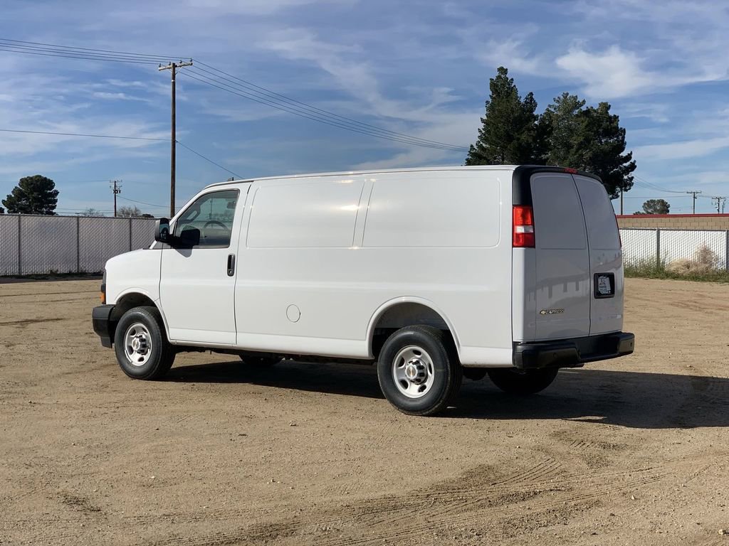 New 2026 Chevrolet Express 2500 w/ Driver Convenience Package image 6