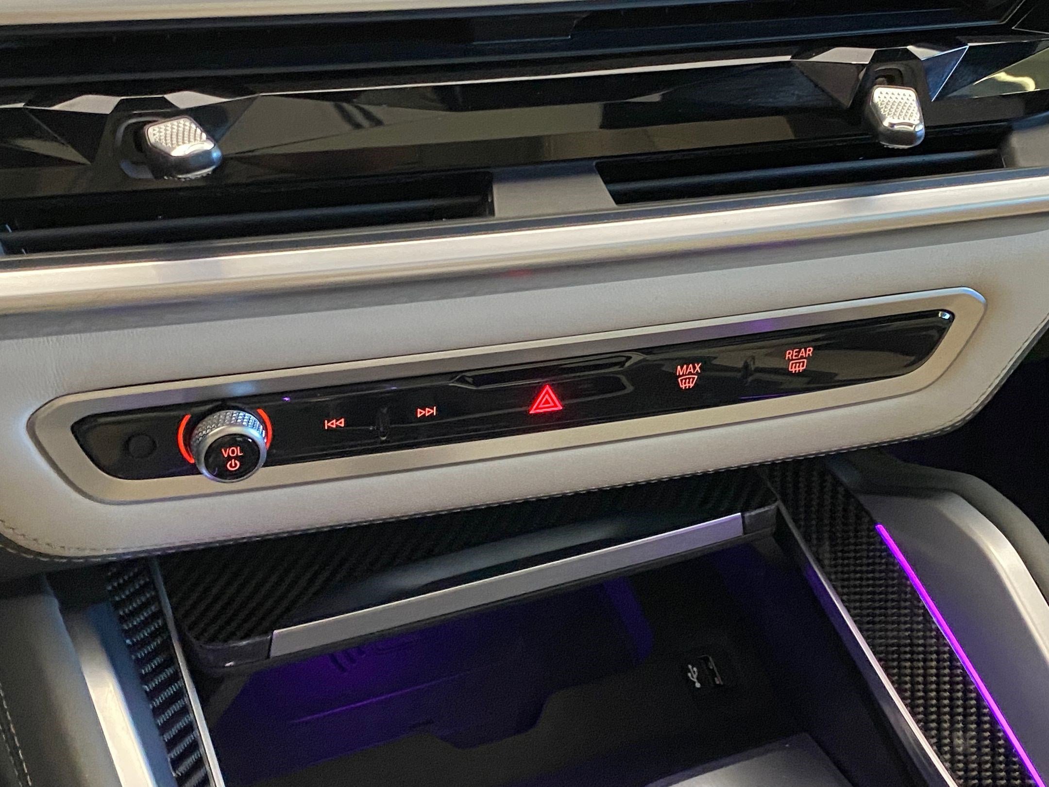 Used 2024 BMW X5 M Competition w/ Executive Package image 28